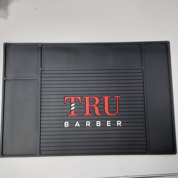 Професійний килимок силіконовий для перукарського інструменту 45х30 см TRU BARBER "ДенІС professional"